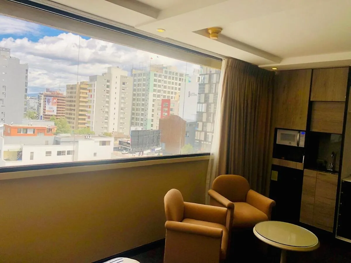 Luxury Akros 524 Suit Quito
